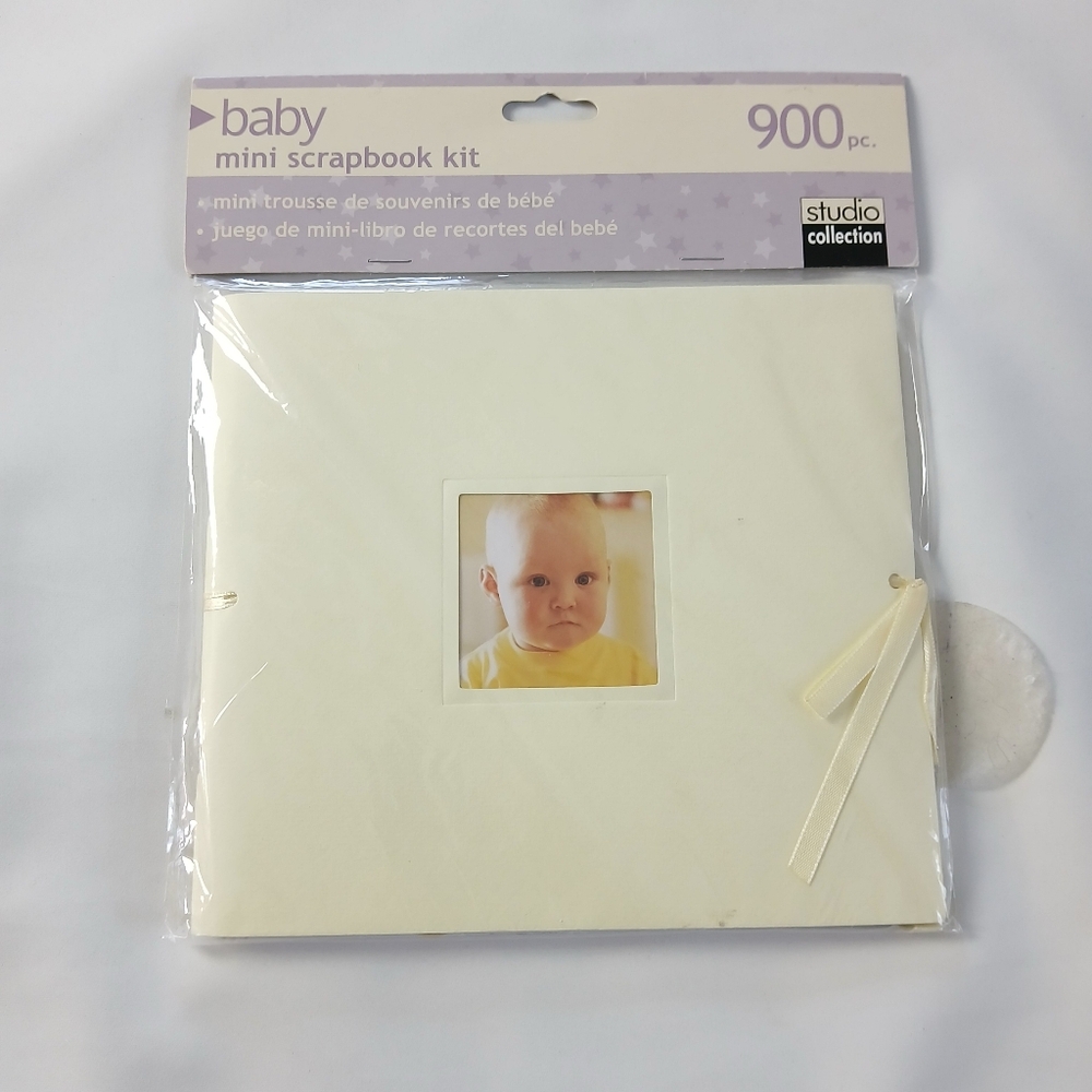 NWT New Mini Baby Scrapbook Kit 900 Pieces